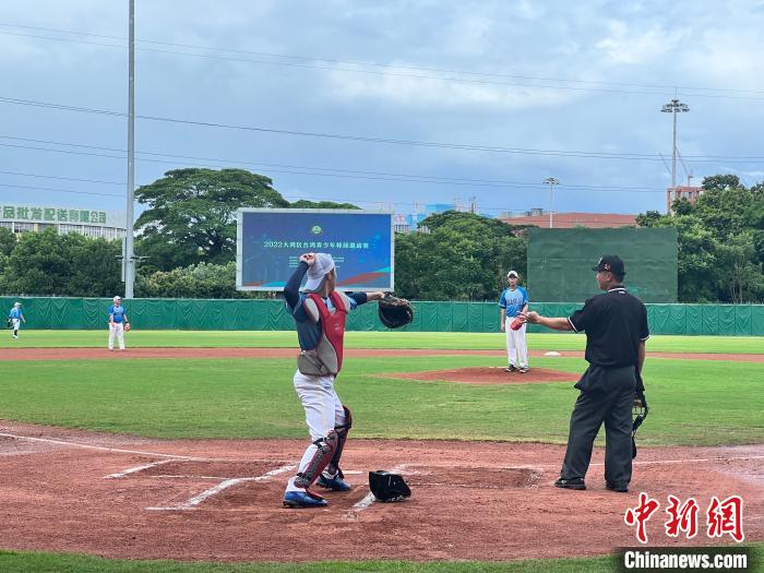 深圳中山公园棒球场开启