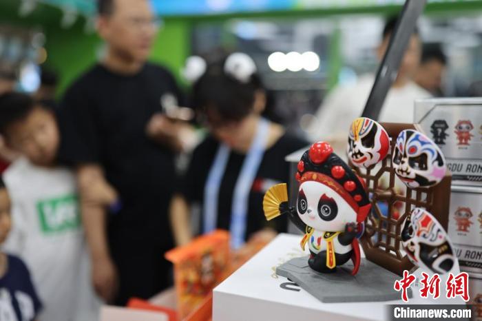 成都大运会筹备全面提速 市民热情高涨迎接国际