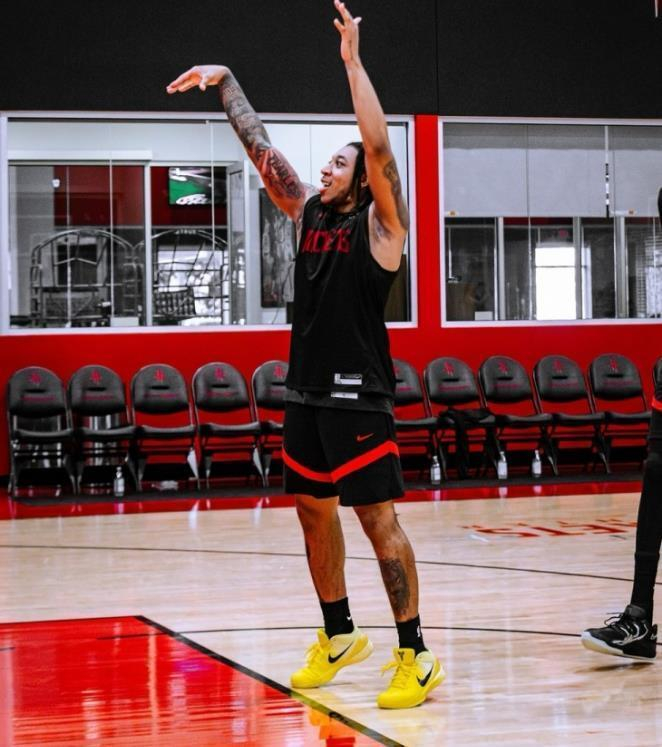 火箭队正式签约JD戴维森 强化后场阵容备战季后