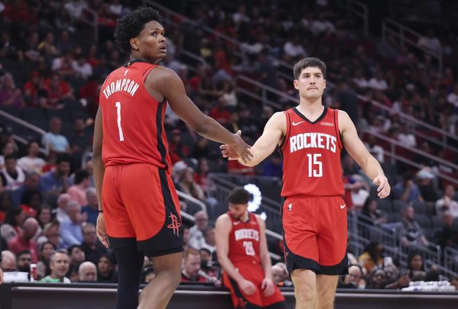 掘金胜马刺锁定西部第三 湖人火箭争夺首轮席位